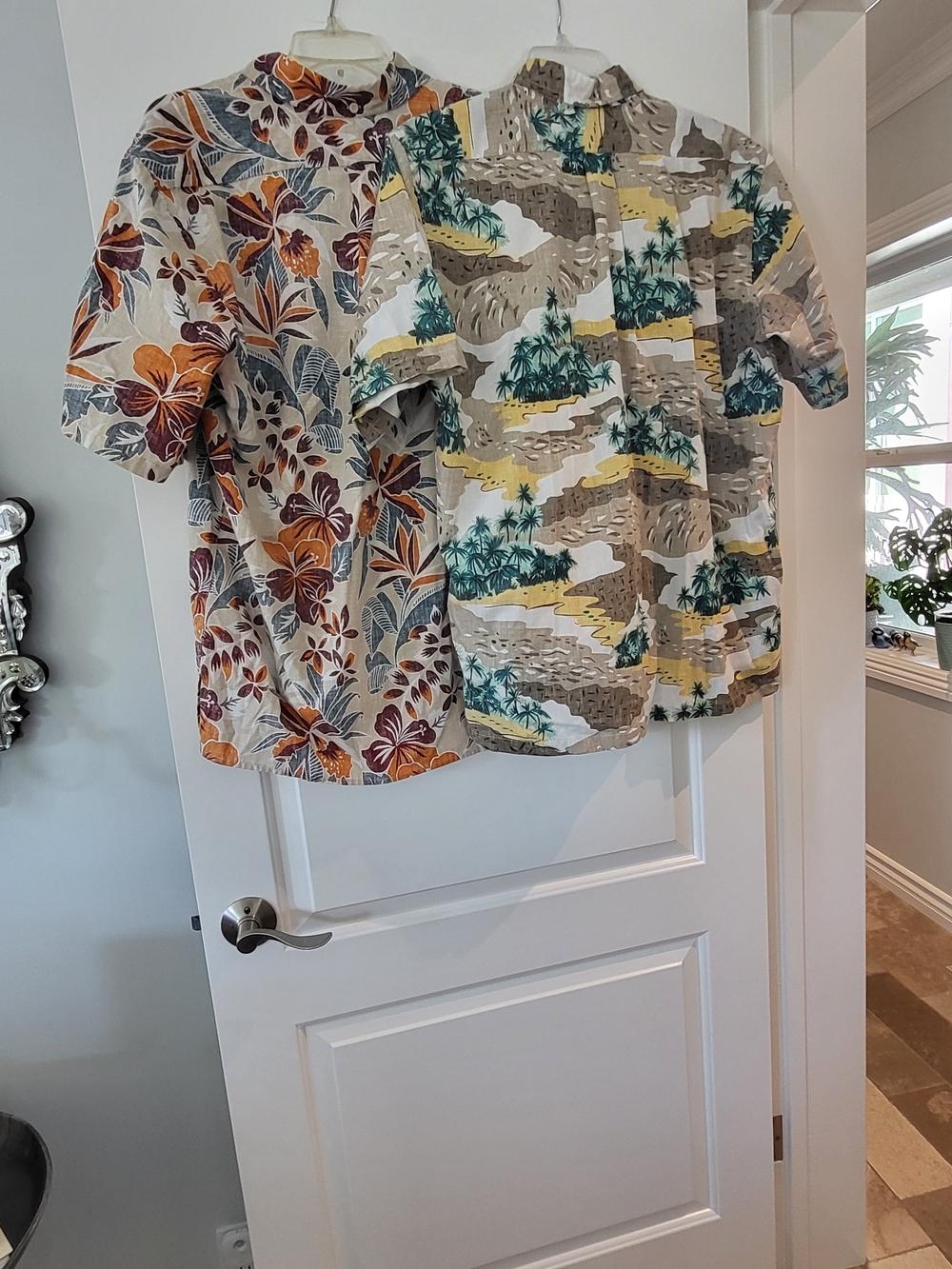 Set of TWO mens Reyn Spooner shirts EUC